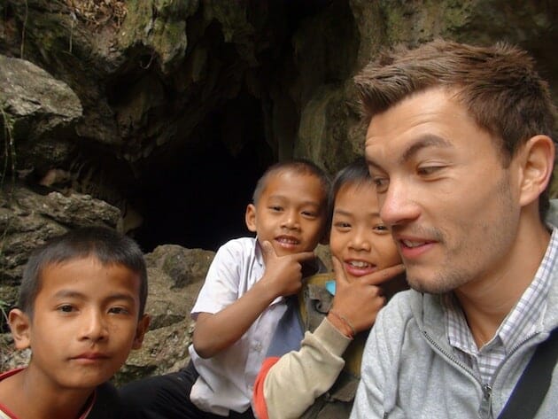 Alex enfants grotte Tha kaek Loas