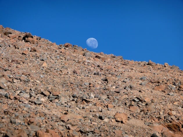lune ascension du LIcancabour sud lipez Bolivie