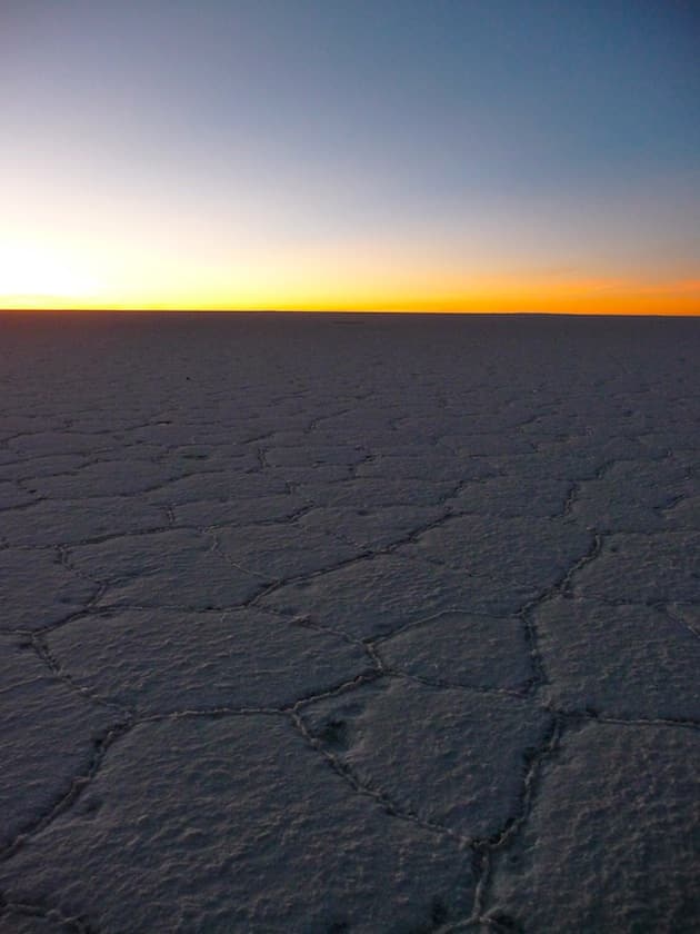 lever de soleil sur le salar d'Uyuni bolivie