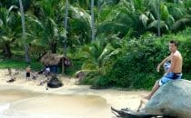 Alex sur la jetée plage parc tayrona Colombie