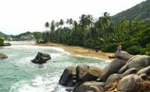Alex sur la plage parc de tayrona colombie