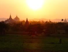 coucher de soleil bagan birmanie coucher de soleil bagan birmanie