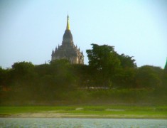 rive de bagan birmanie rive de bagan birmanie