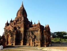 temple vallee bagan Birmanie