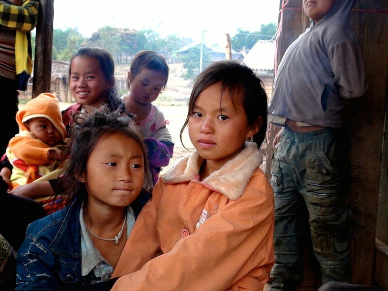 jeune fille thakhek laos