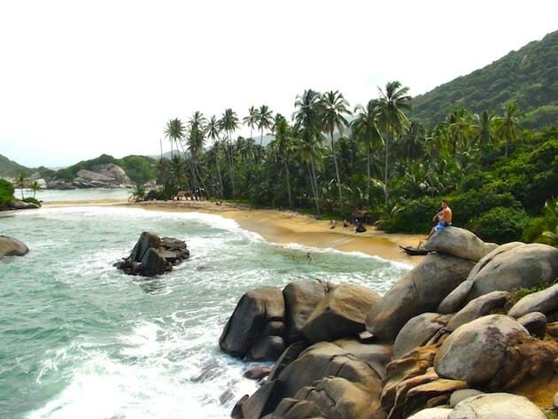 sur la plage parc de tayrona colombie sur la plage parc de tayrona colombie