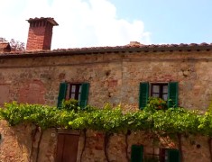 maison ancienne village Monteriggioni