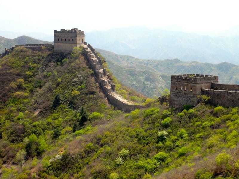 muraille de chine a flanc de montagne muraille de chine a flanc de montagne