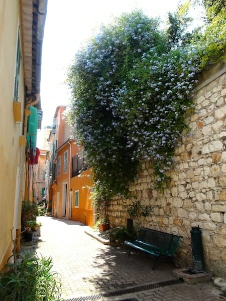 ruelle vieille ville villefranche sur mer ruelle vieille ville villefranche sur mer