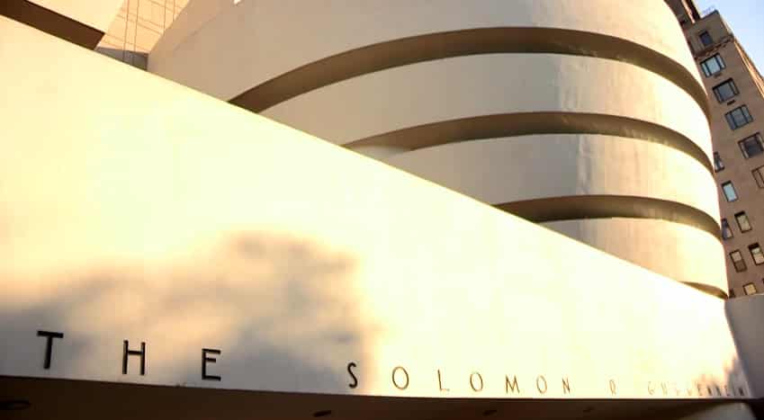 facade musee guggenheim