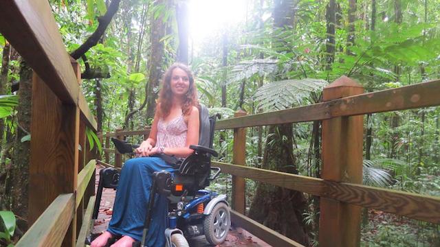 voyager seule en fauteuil roulant audrey barbaud voyager seule en fauteuil roulant audrey barbaud