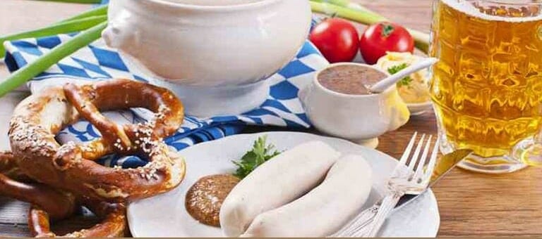 petit déjeuner bavarois au saucisse blanche