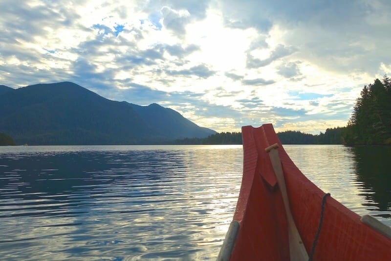 canoe tofino colombie britannique