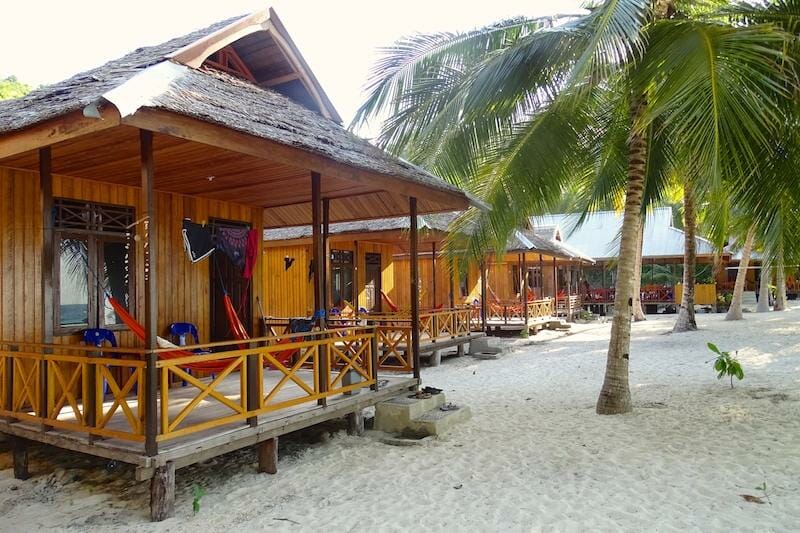 sera beach sulawesi indonesie sera beach sulawesi indonesie