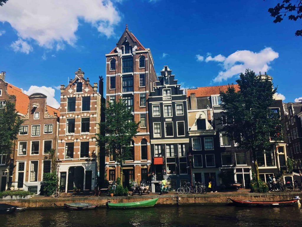 quartier amsterdam ou dormir