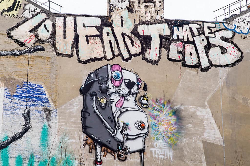 oranienstrasse graffiti berlin