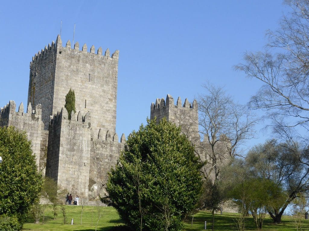 Guimaraes classée à l'UNESCO et son château