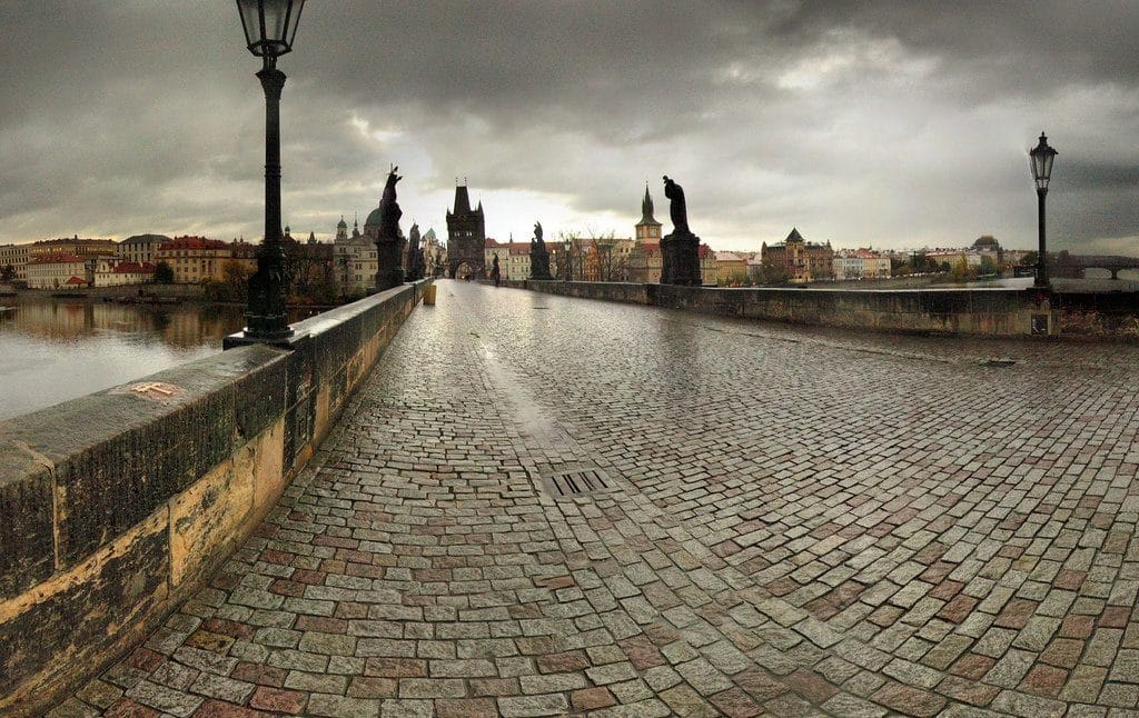 Prague Le Pont Saint Charles