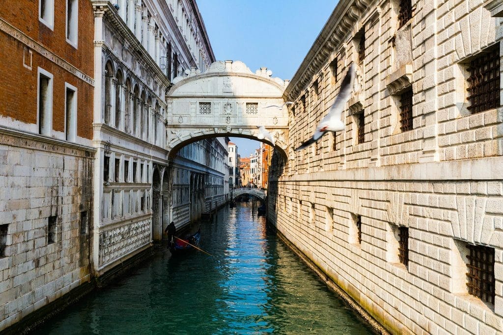 Venise le magnifique pont des Soupirs