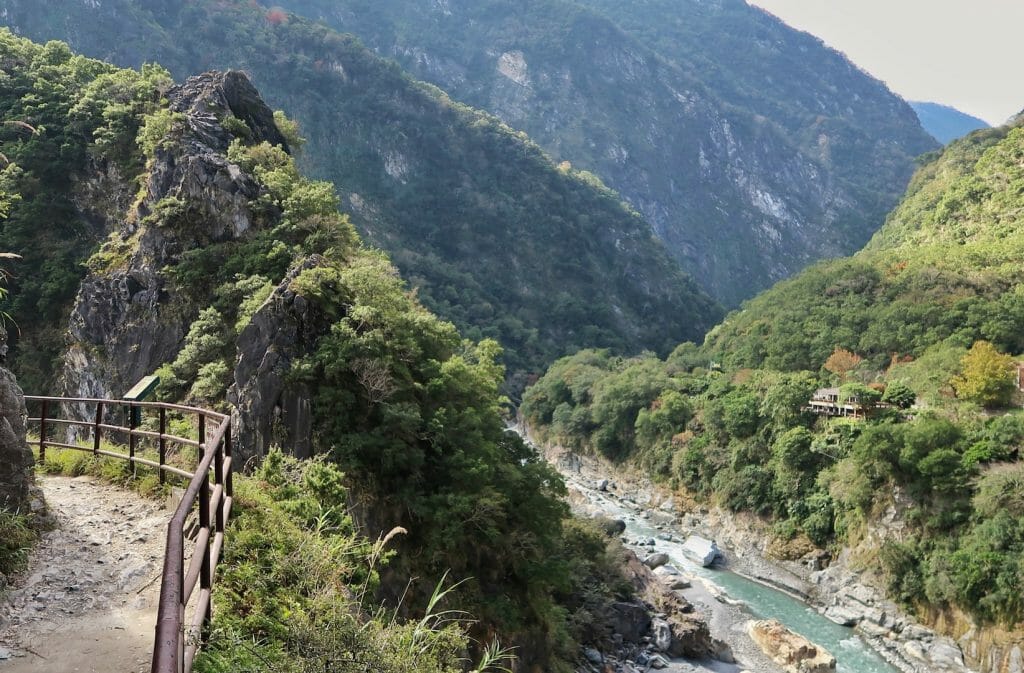 chemin parc national taroko taiwan