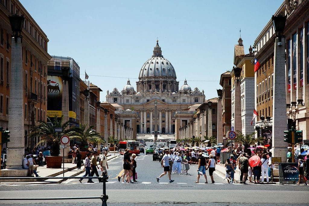 La très belle rue Conciliazione qui mène à la Basilique