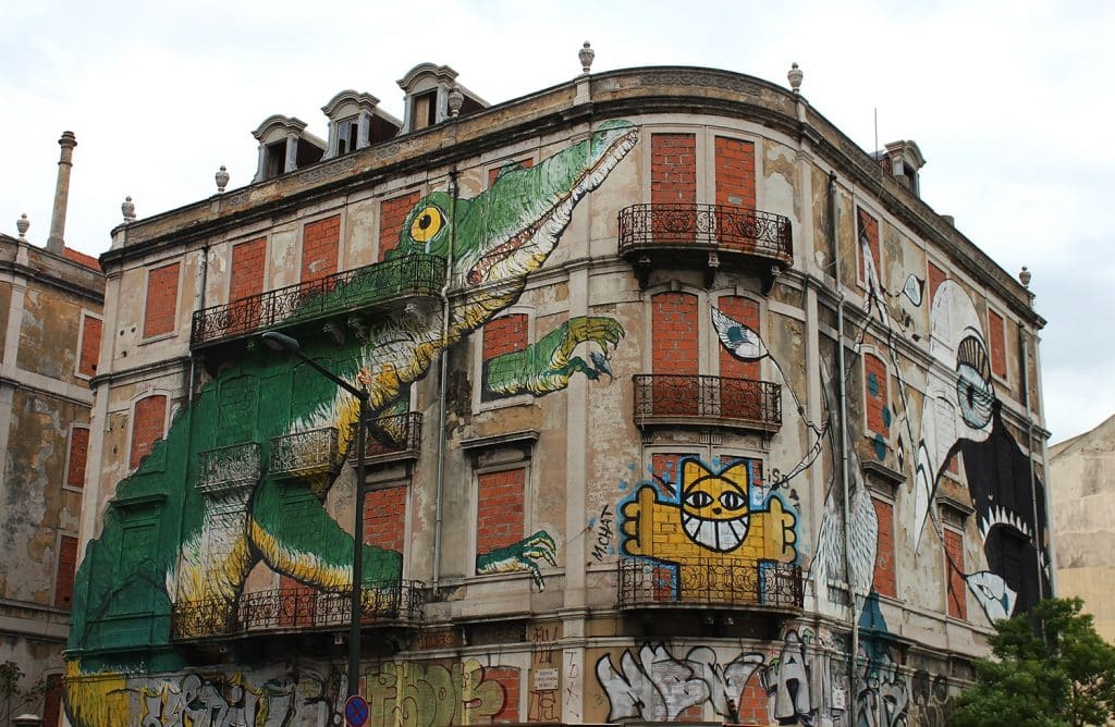 visites guidées de Lisbonne en français street art Crono Project