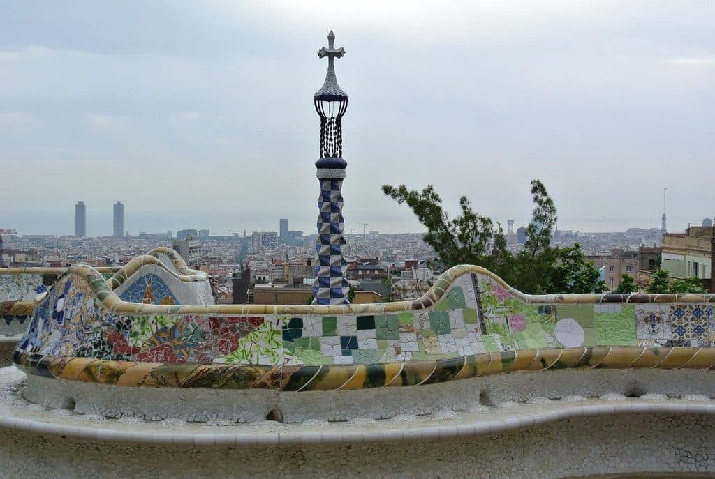 la grande esplanade du parc güell