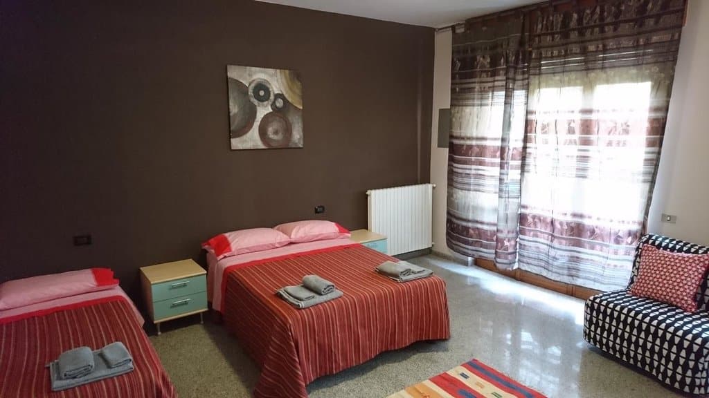 isola di romy hotel milan