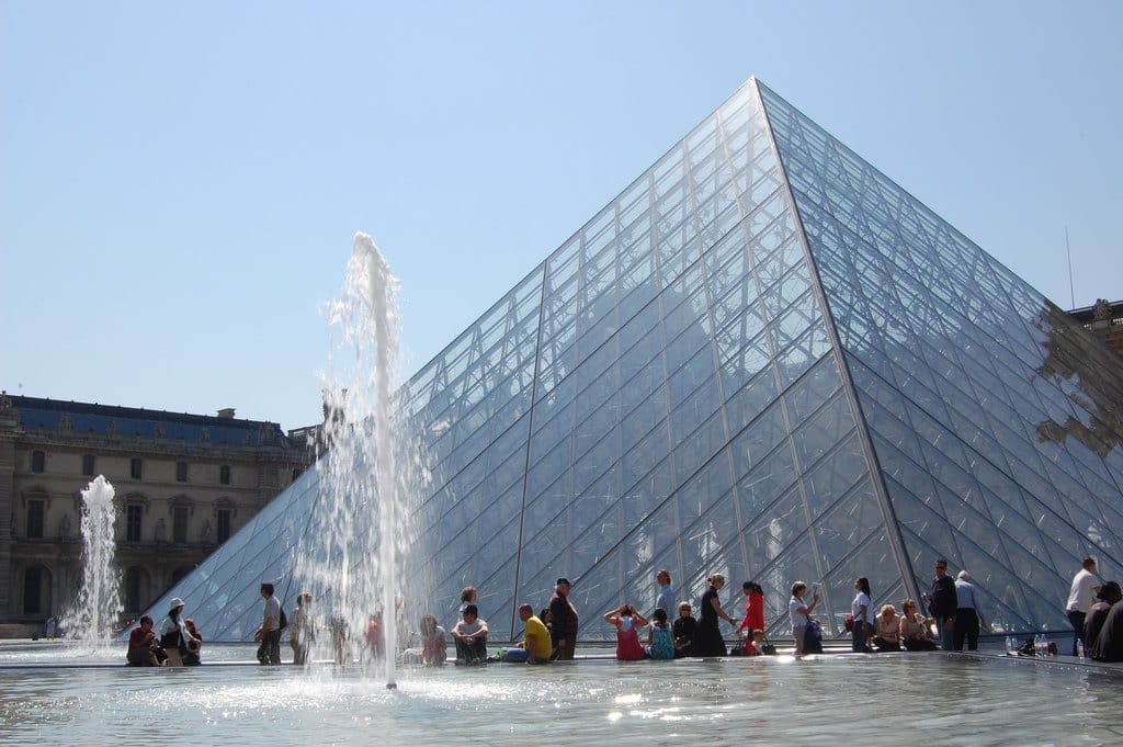 paris_musee_louvre Le musée du Louvre et ses joyaux