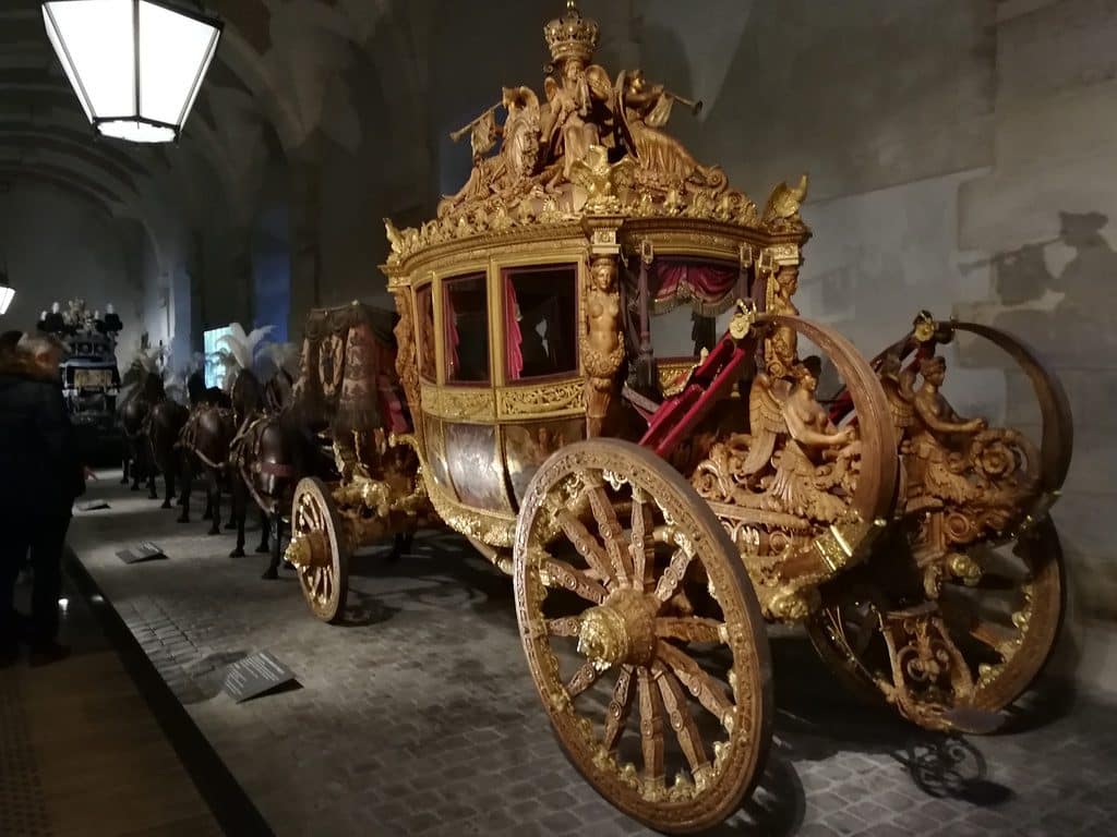 Galerie des Carrosses chateau Versailles