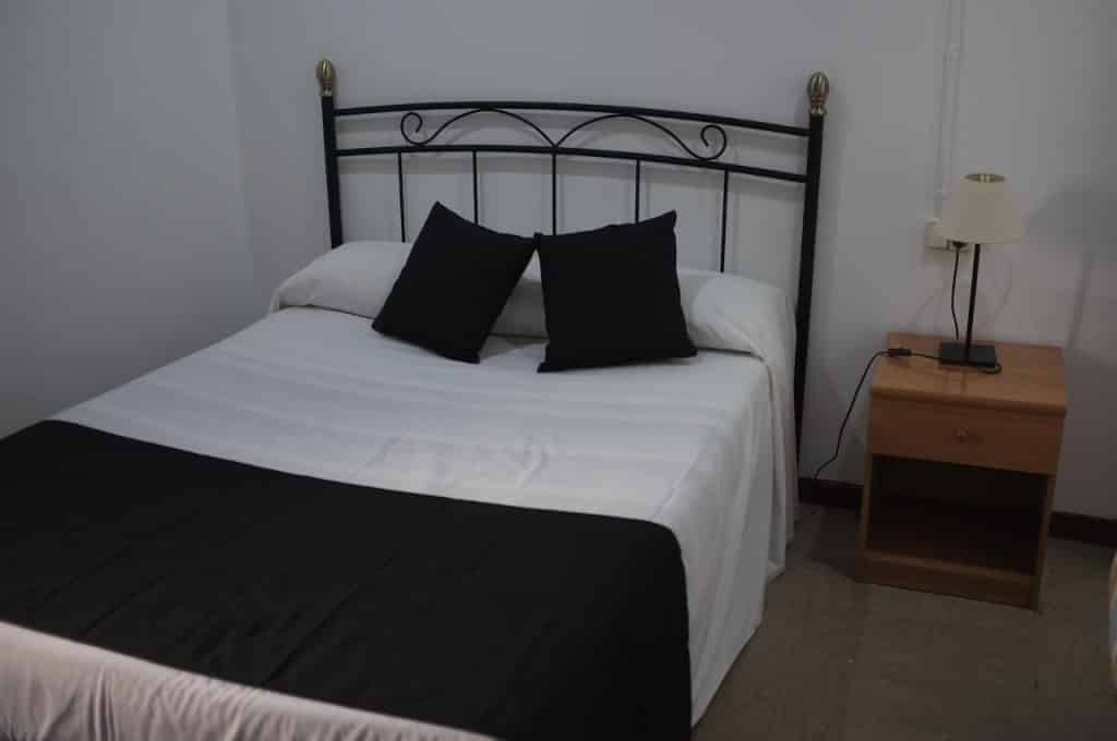 logement barcelone quartier gothique hostal europa auberge jeunesse