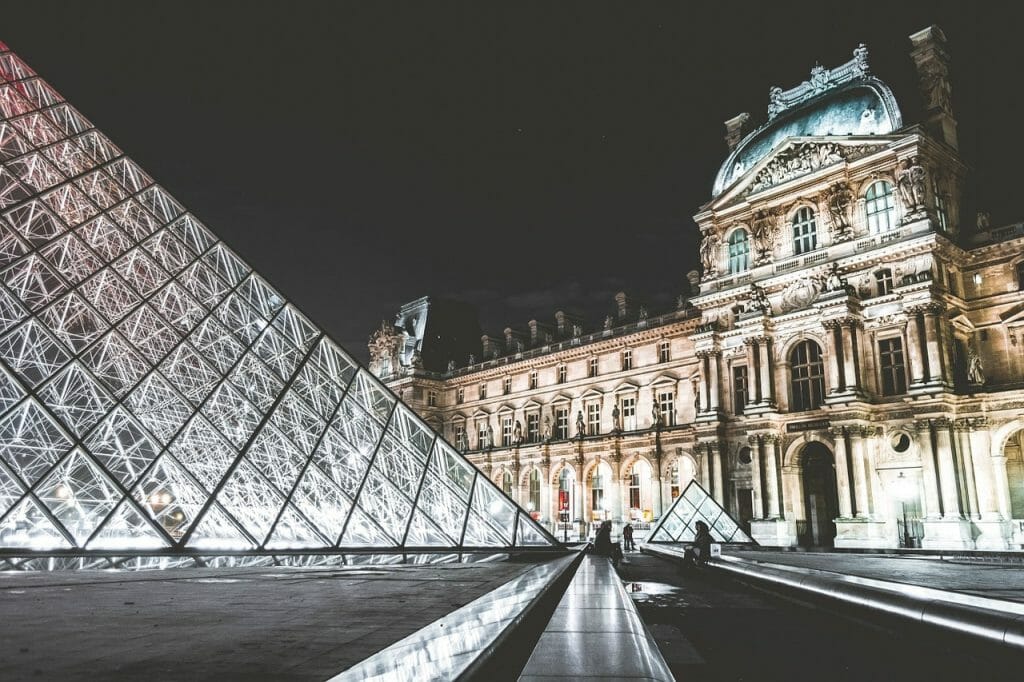 Louvre_de_nuit paris louvre la nuit