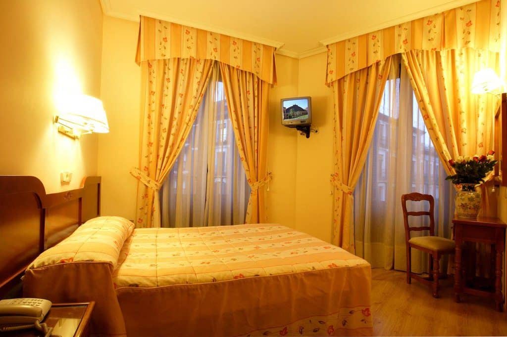 madrid_hostal_silserranos ou dormir a madrid hostal silserranos