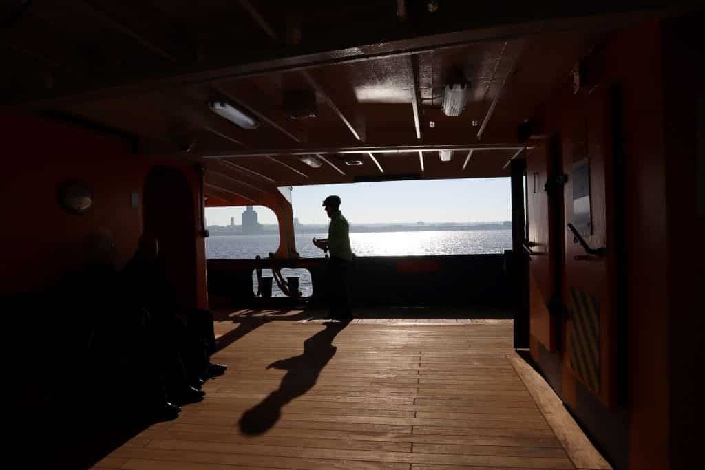 Ferry_pour_traverser_le_fleuve_Mersey ferry traverser fleuve mersey visiter liverpool
