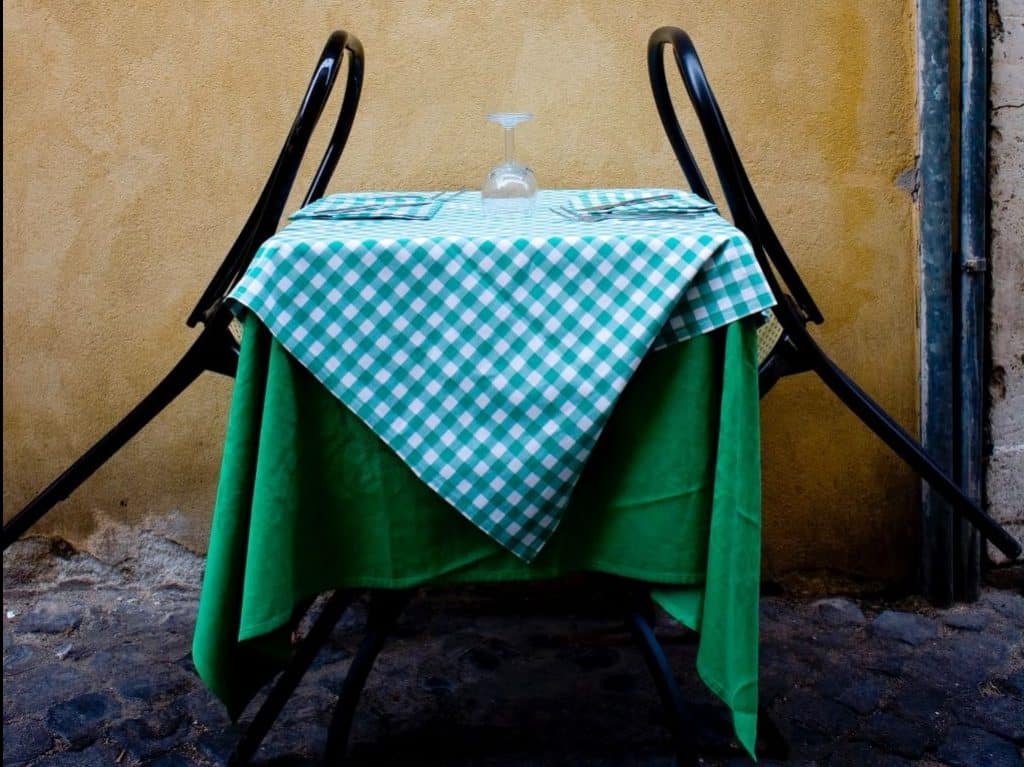 aperitif ou manger a rome