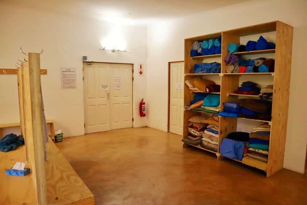 Les vestiaires du centre de meditation Vipassana de Worchester