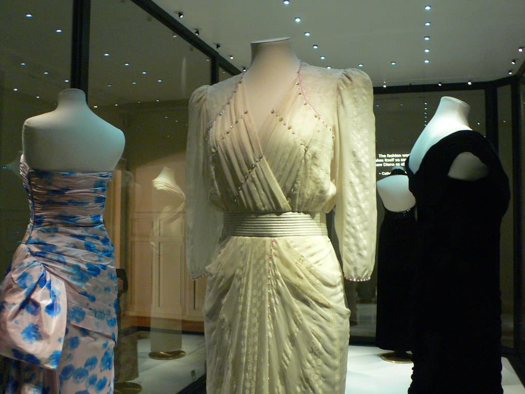 palais kensington exposition mode
