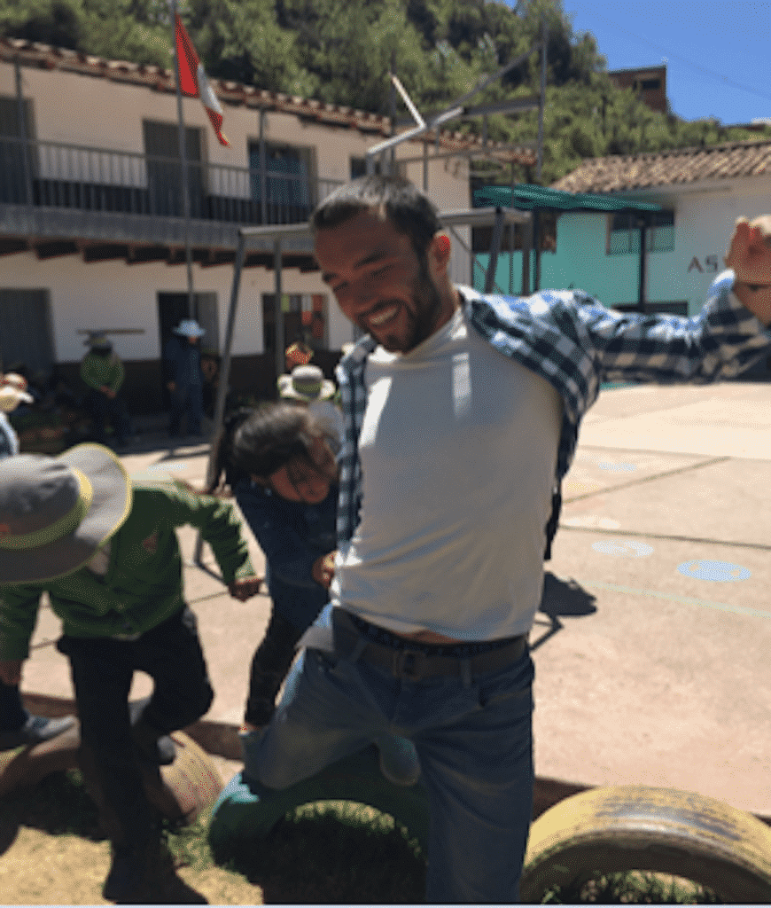 Jeux_avec_les_enfants jeux avec enfants benevolat afrique
