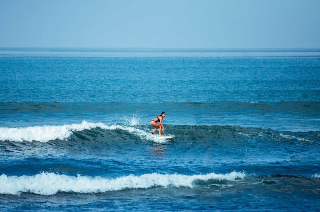 travailler a bali surf marine graham