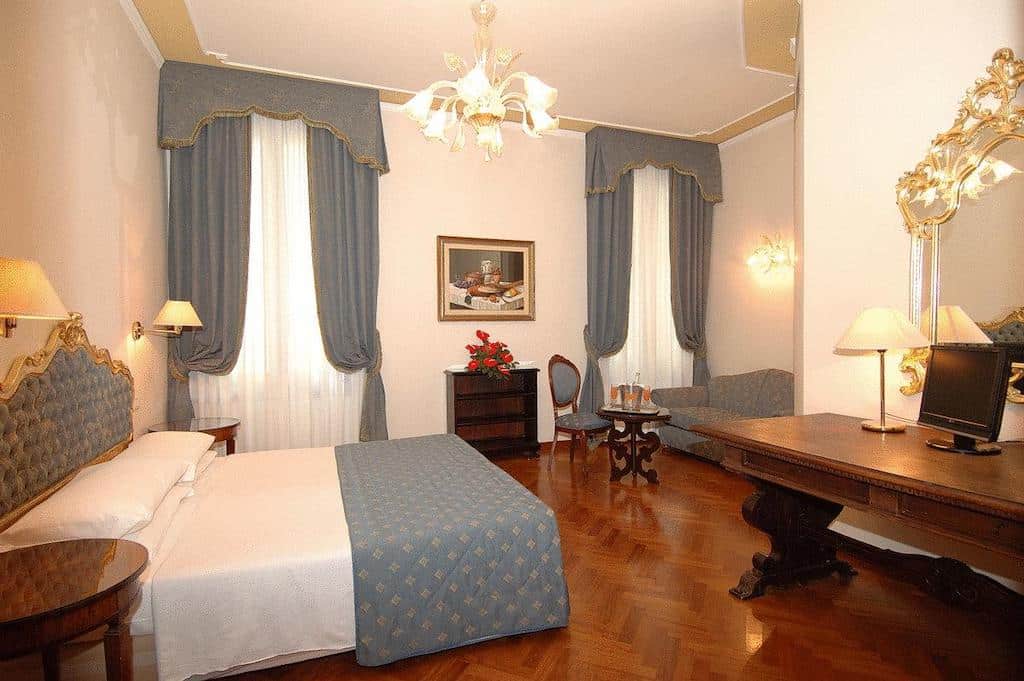 Locanda_Booking.com locanda hotel