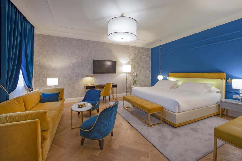 Palazzo_Calona_Booking.com palazzo calona hotel