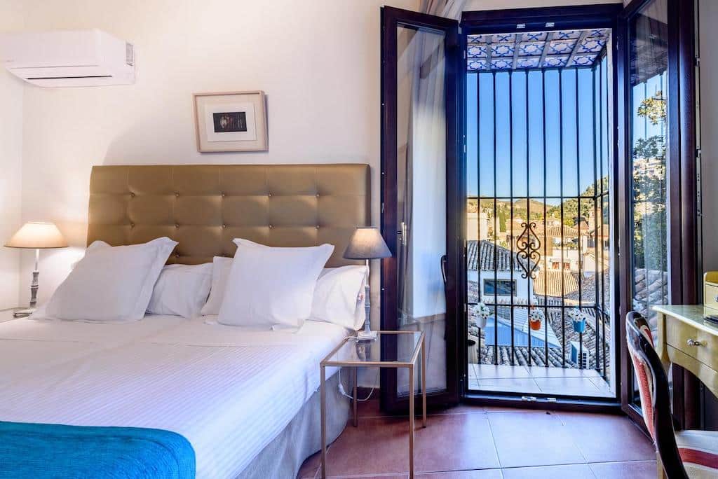 palacio santa ines dormir grenade