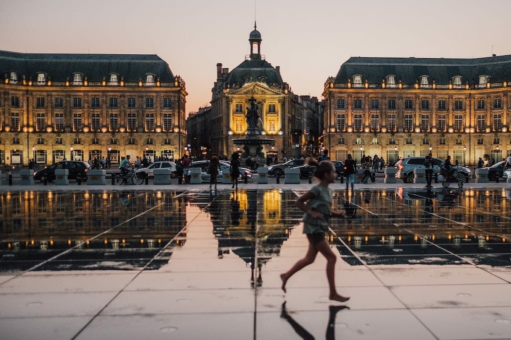 Place_de_la_Bourse place bourse visiter bordeaux