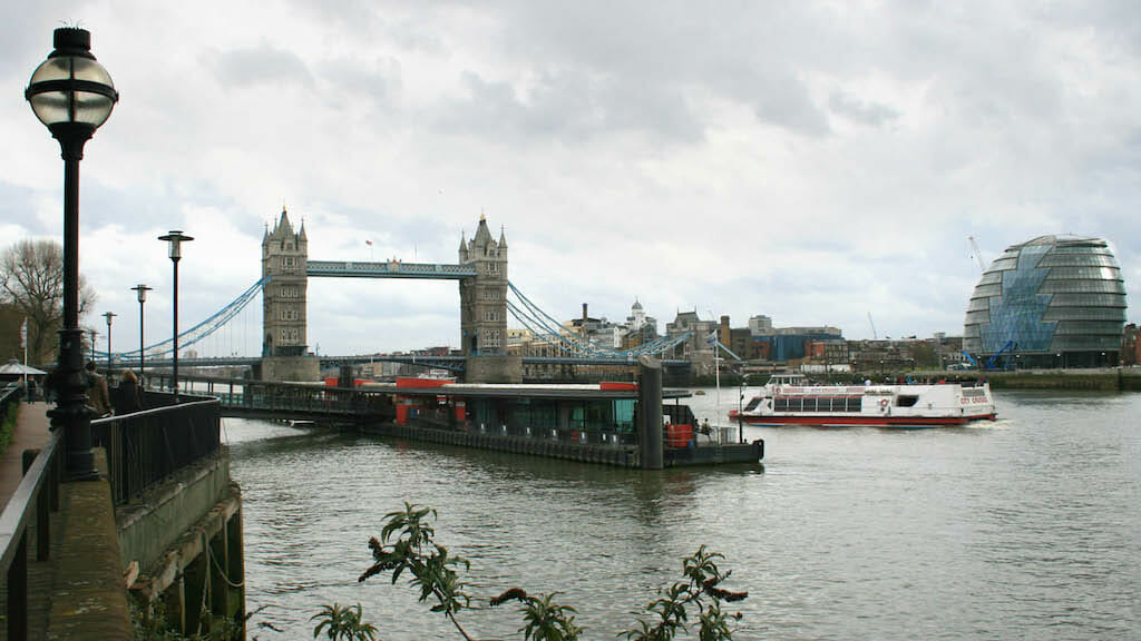 tower pier croisiere tamise