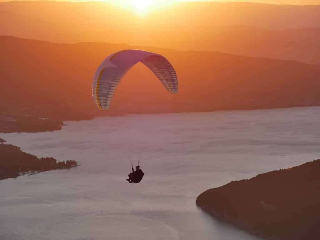 Parapente_vue_sur_le_lac activite parapente lac annecy