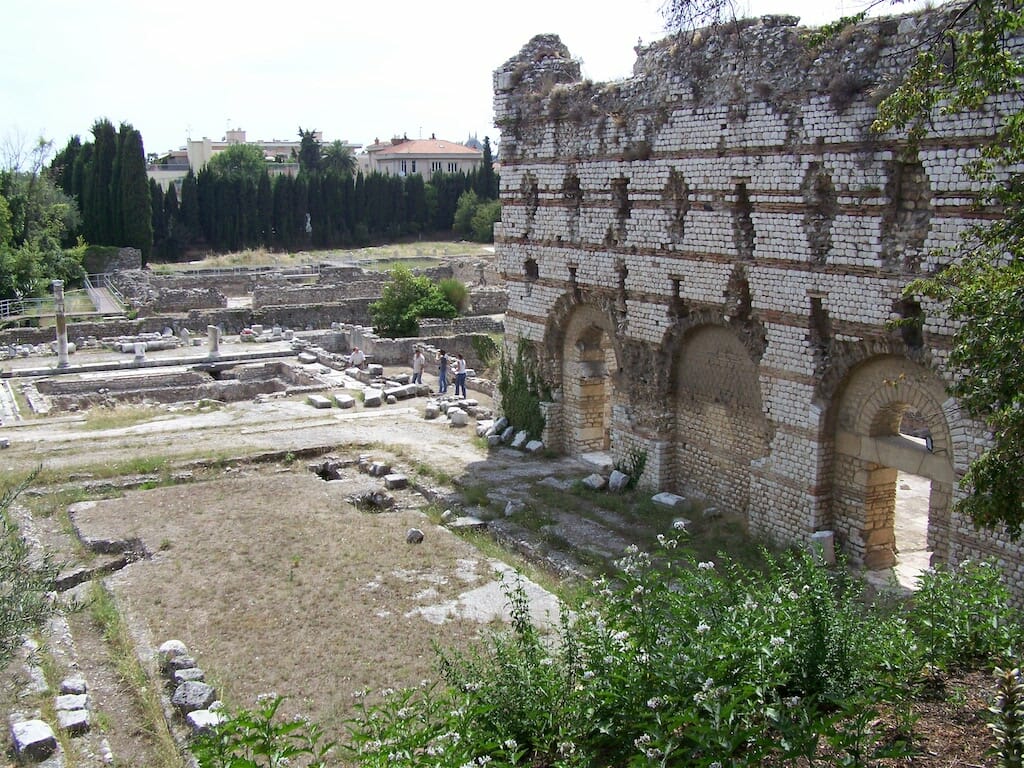 quartier cimiez thermes romains