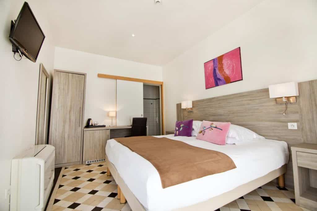 hotel si mea corte