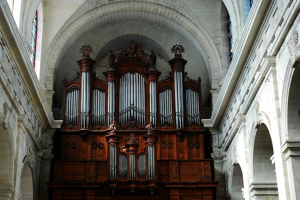 chatedrale saint louis visiter la rochelle