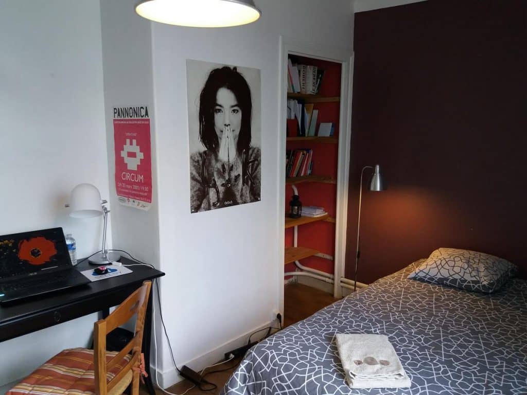 Chambres_Zola_Booking.com chambre zola dormir nantes