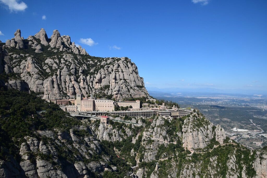 visiter montserrat